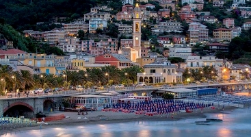 Nær Cinque Terre - Moneglia